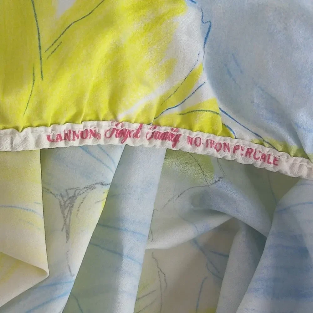 Vintage Cannon Royal Family No Iron Percale Heavenly Daisy Blue Full Sheet Set